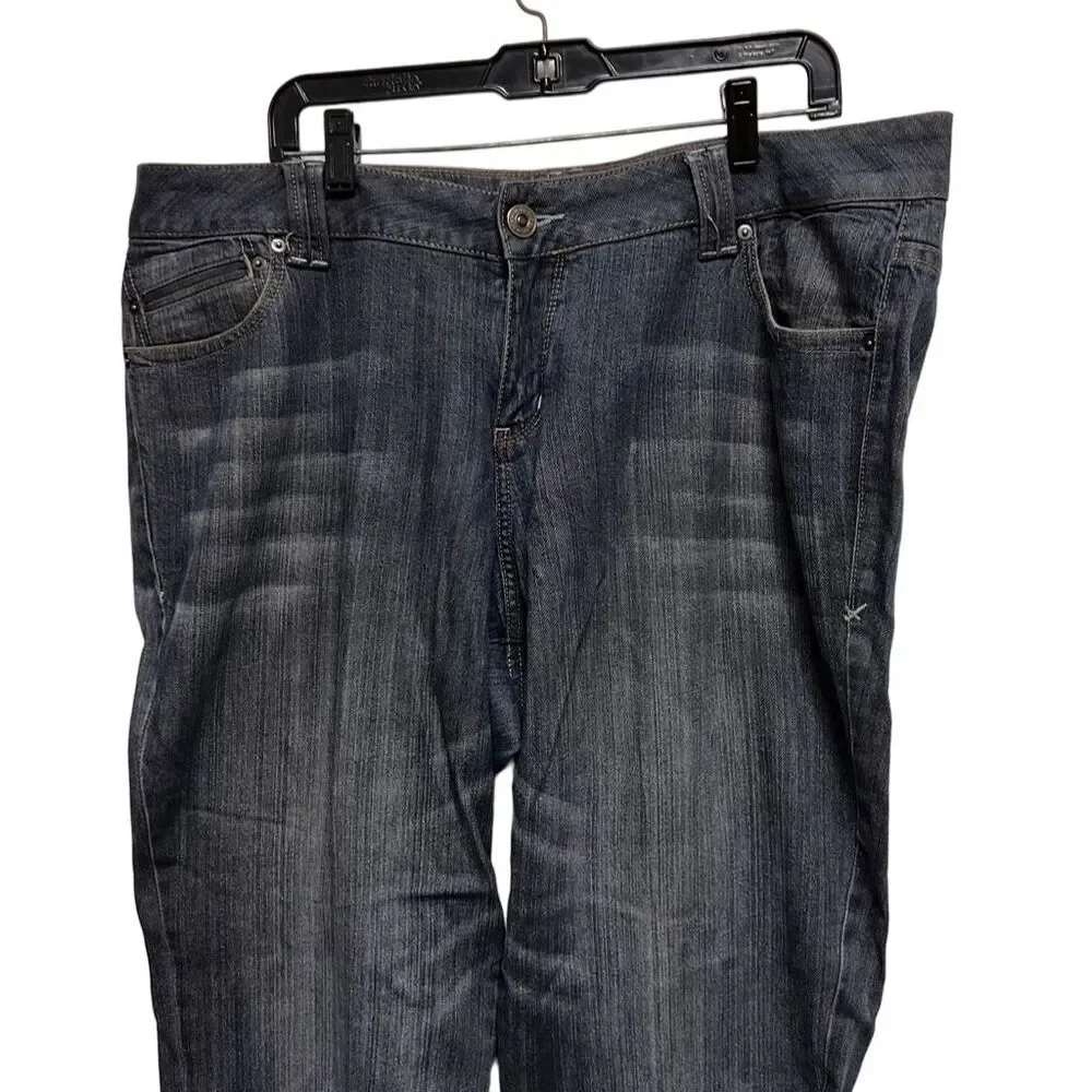 Venezia Womens Plus Size 3 Average Straight Leg Dark Wash Stretch Denim‎ Jeans